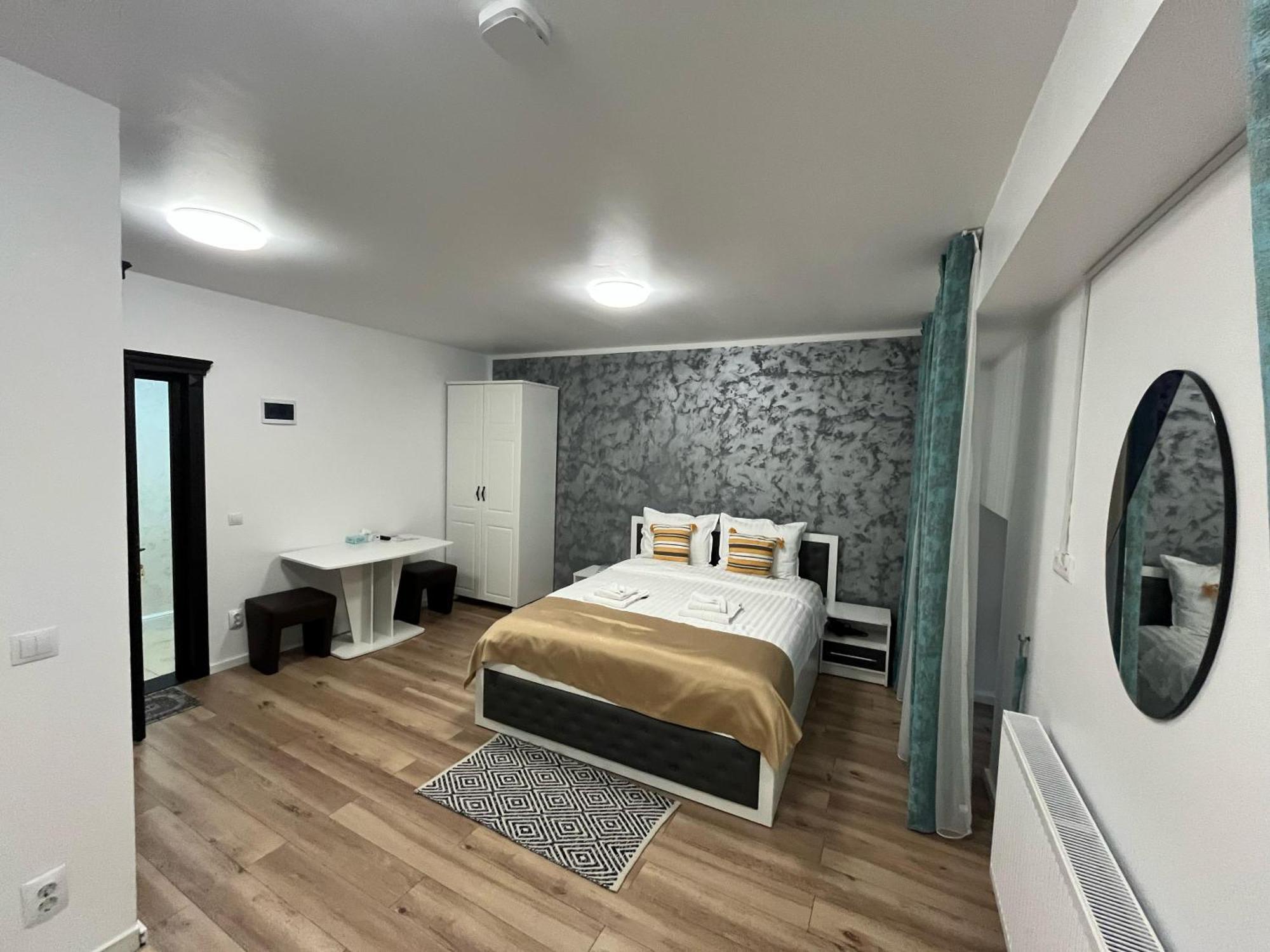 Grey Boutique Hotel Palas Iasi Exterior foto